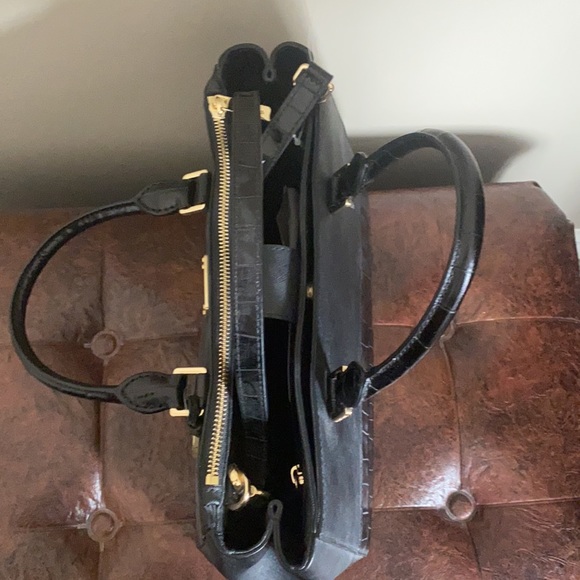 Michael Kors Kellen MD Satchel Purse - Picture 5 of 6